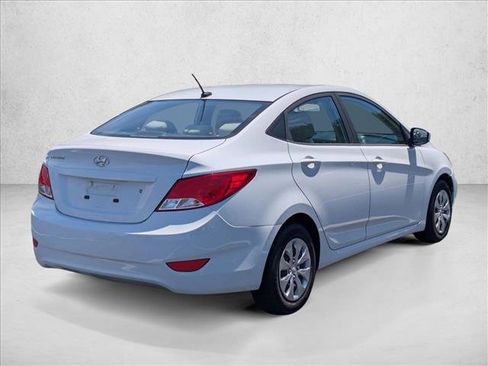 Used 2017 Hyundai Accent SE FWD image 6