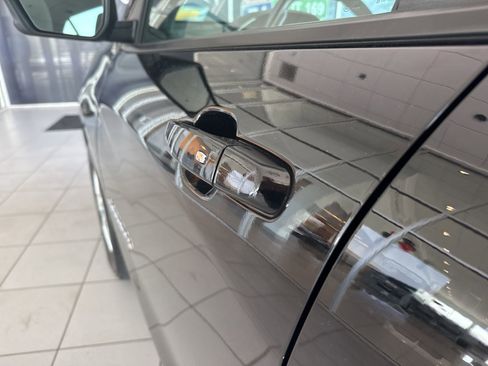 Used 2024 Chevrolet Equinox LS w/ LS Convenience Package image 12