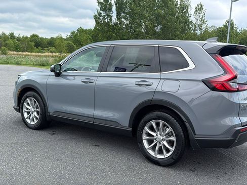 Used 2024 Honda CR-V EX image 10