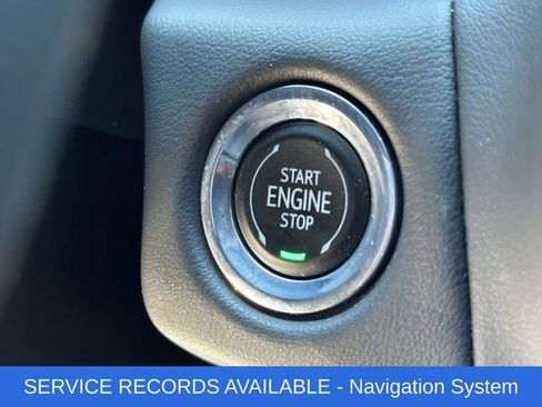 Used 2023 GMC Yukon AT4 AWD/4WD image 9