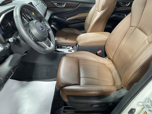 Used 2023 Subaru Ascent Touring w/ Popular Package #2A image 10