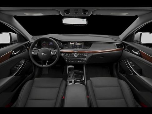 Used 2018 Kia Cadenza Premium w/ Luxury Package FWD image 25