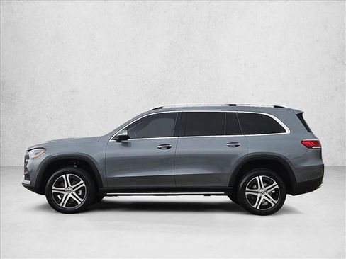 Used 2022 Mercedes-Benz GLS 450 4MATIC image 9