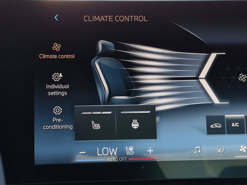 Certified 2026 BMW 430i xDrive Coupe w/ M Sport Package AWD/4WD image 20
