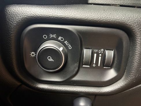 Used 2020 RAM 2500 Big Horn image 20