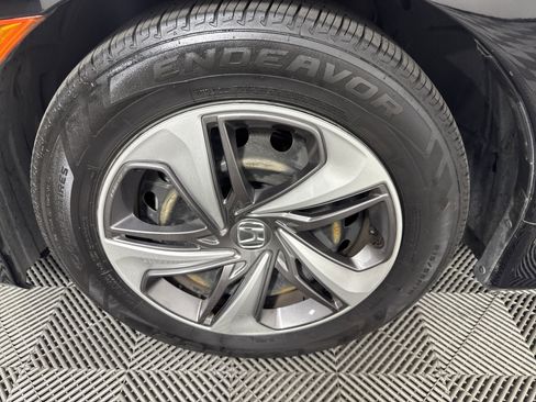 Used 2019 Honda Civic LX image 10