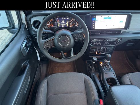 Used 2024 Jeep Wrangler Sport S image 8