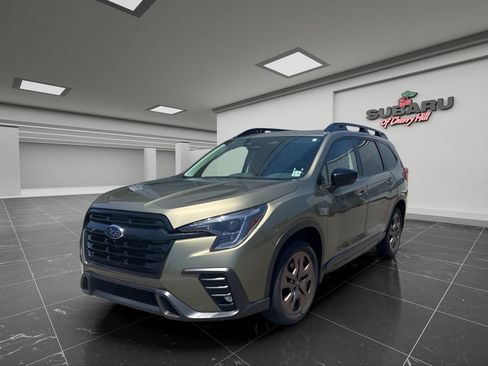 Certified 2025 Subaru Ascent Bronze Edition AWD/4WD image 5