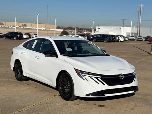 New 2026 Nissan Sentra SV w/ SV Convenience Package FWD image 6