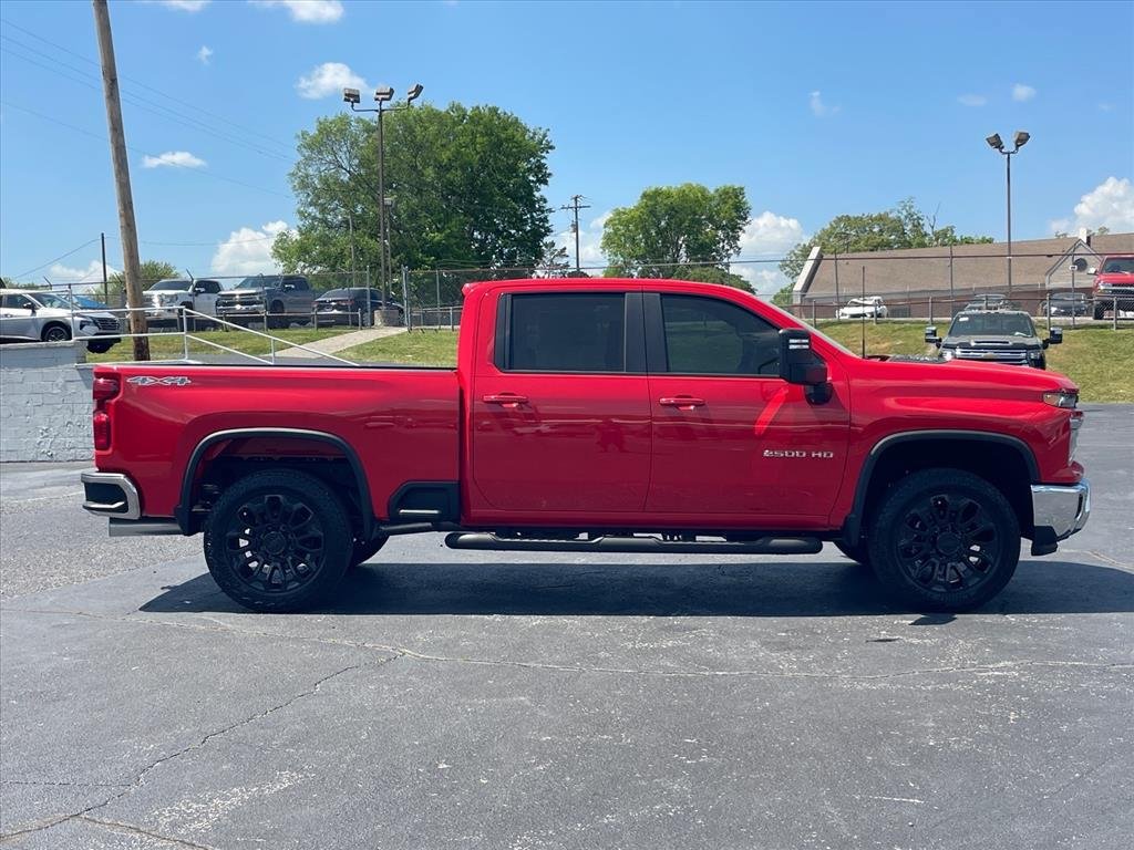 New 2026 Chevrolet Silverado 2500 LT w/ All Star Edition AWD/4WD image 9