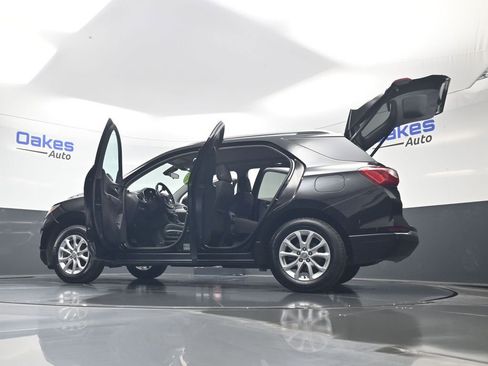 Used 2020 Chevrolet Equinox LT AWD/4WD image 59