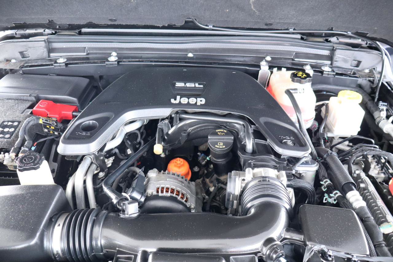 Used 2020 Jeep Gladiator Overland AWD/4WD image 44