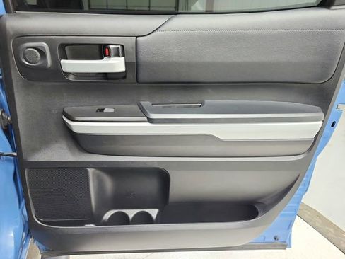 Used 2021 Toyota Tundra SR5 AWD/4WD image 40
