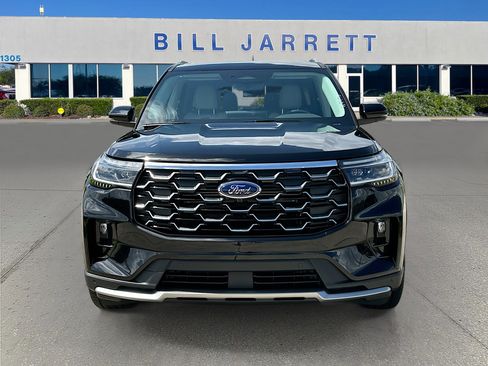 New 2026 Ford Explorer Platinum w/ LUX Leather Package AWD/4WD image 2
