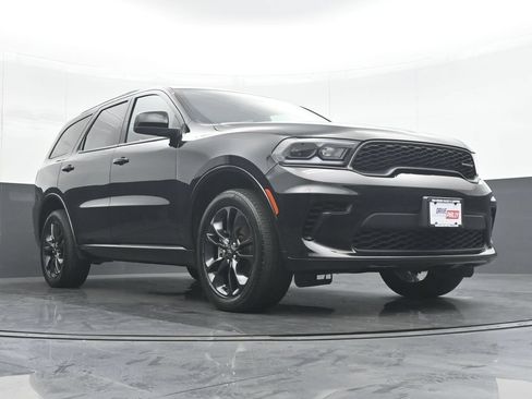 Used 2023 Dodge Durango GT w/ Blacktop Package AWD/4WD image 33