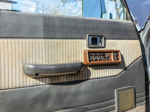 Used 1989 Toyota Land Cruiser AWD/4WD image 44