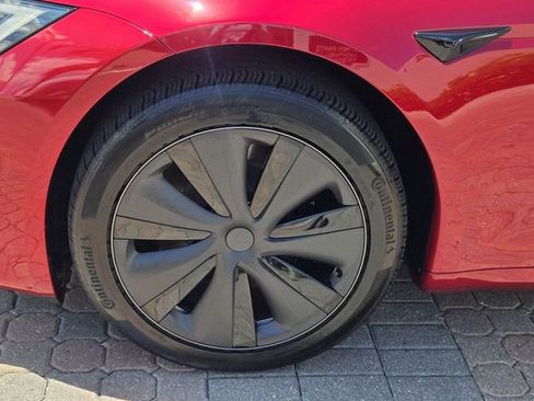 Used 2024 Tesla Model S AWD/4WD image 9