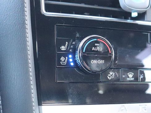 Used 2021 Nissan Armada Platinum w/ Captain's Chairs Package image 18