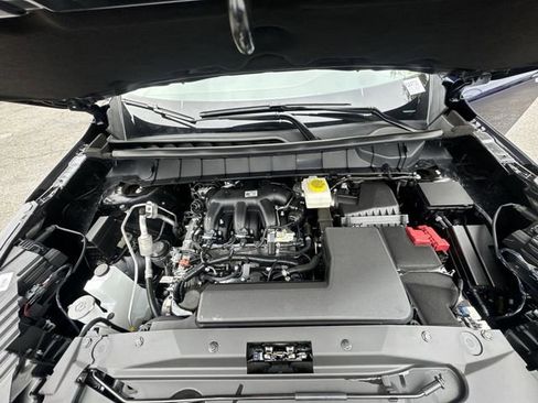 New 2026 Nissan Pathfinder SL image 30