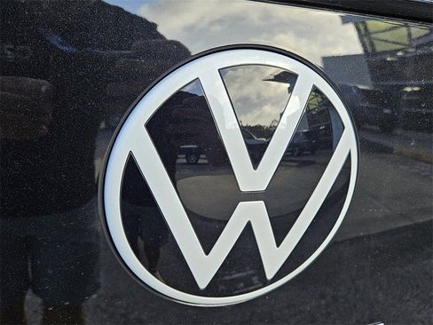 New 2025 Volkswagen ID. Buzz Pro S image 13