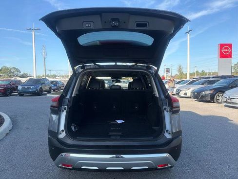 Certified 2023 Nissan Rogue Platinum w/ Platinum Premium Package image 10