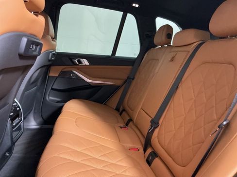 Certified 2023 BMW X5 sDrive40i w/ Premium Package image 28