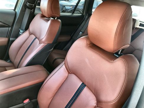 Used 2025 MAZDA CX-50 AWD 2.5 Turbo w/ Premium Pkg image 11