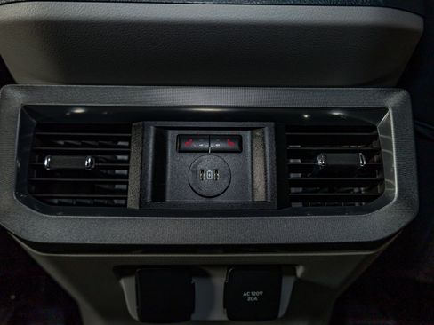 Used 2024 Ford F250 Limited image 24