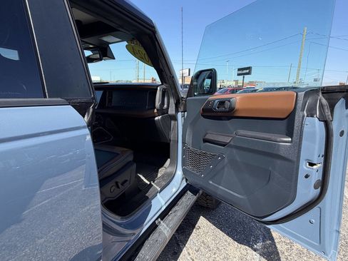 Used 2024 Ford Bronco Outer Banks AWD/4WD image 63