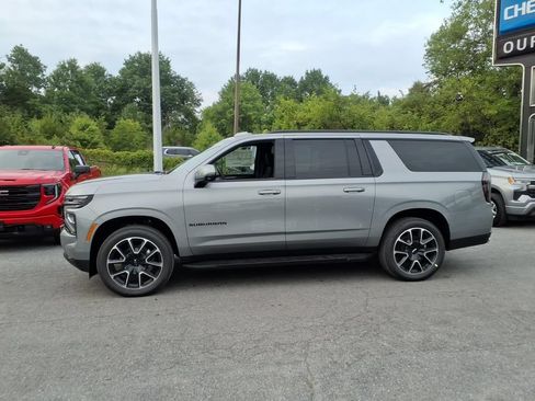 New 2026 Chevrolet Suburban RST w/ Advanced Technology Package AWD/4WD image 6