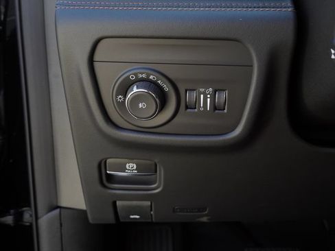 New 2026 Jeep Grand Cherokee Summit w/ Obsidian Package AWD/4WD image 23