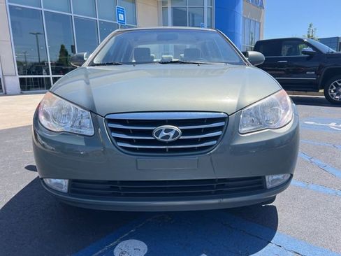 Used 2010 Hyundai Elantra GLS image 3