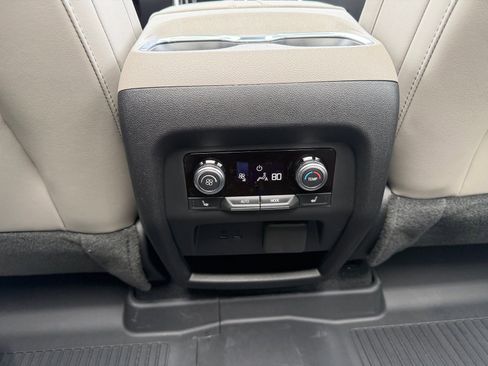 New 2026 GMC Acadia Elevation w/ Elevation Premium Package AWD/4WD image 14