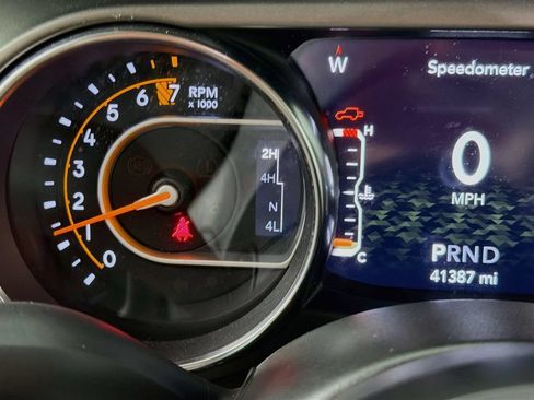 Used 2022 Jeep Wrangler Sport AWD/4WD image 13
