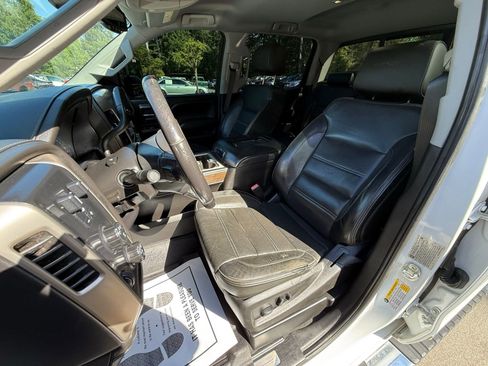 Used 2019 GMC Sierra 3500 Denali w/ Duramax Plus Package image 25