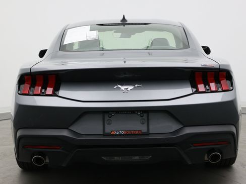 Used 2026 Ford Mustang Premium RWD image 6