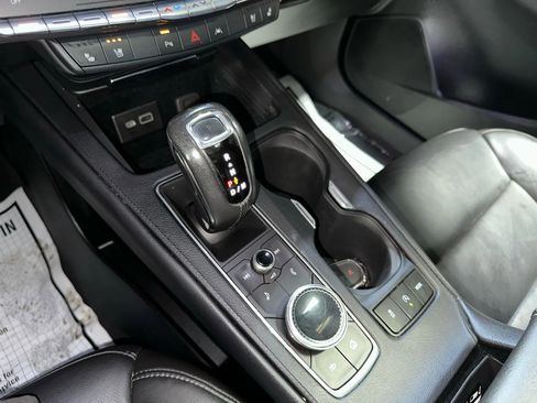 Used 2019 Cadillac XT4 Premium Luxury image 26