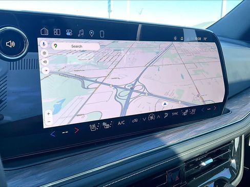 New 2026 Chevrolet Suburban Premier image 17