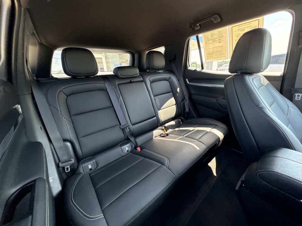 Used 2026 GMC Terrain Elevation w/ Elevation Premium Package AWD/4WD image 26