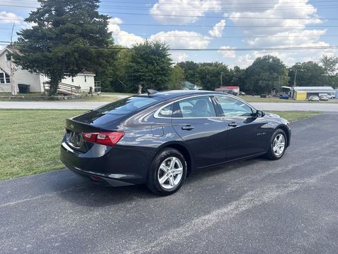 Used 2023 Chevrolet Malibu LS FWD image 23