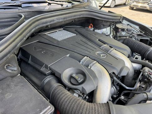 Used 2013 Mercedes-Benz GL 450 4MATIC image 34