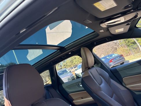 Used 2023 Volvo XC60 T8 Plus w/ Protection Package Premier image 14