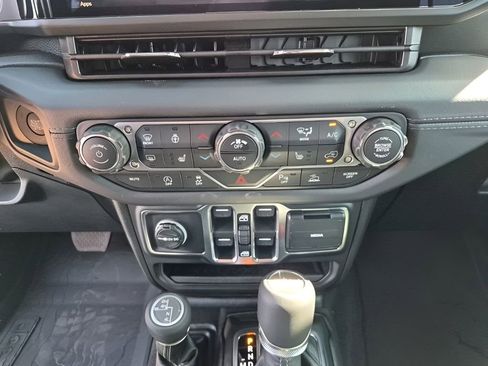 New 2026 Jeep Wrangler Sahara image 38