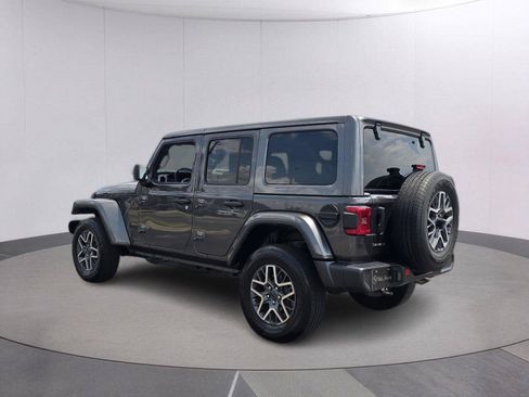 Certified 2025 Jeep Wrangler Unlimited Sahara AWD/4WD image 7