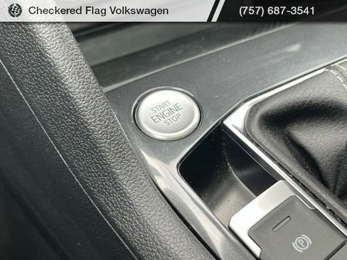 Used 2023 Volkswagen Tiguan SE FWD image 41