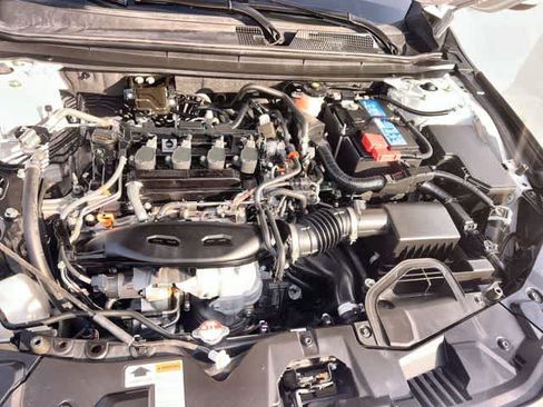 Used 2023 Honda Accord EX image 10