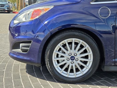 Used 2016 Ford C-MAX Energi SEL w/ Equipment Group 303A FWD image 12