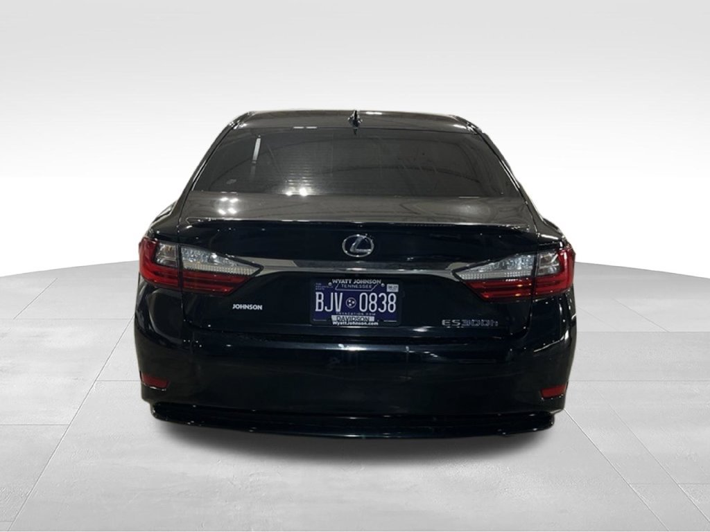 Used 2016 Lexus ES 300h w/ Luxury Package w/Wood Trim FWD image 8