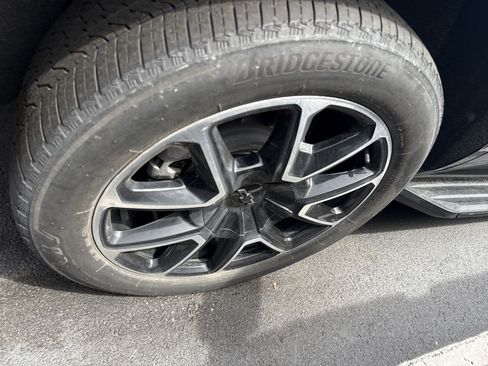 Used 2023 Chevrolet Tahoe RST w/ Luxury Package image 12