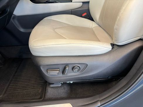Used 2024 Toyota Grand Highlander AWD image 14